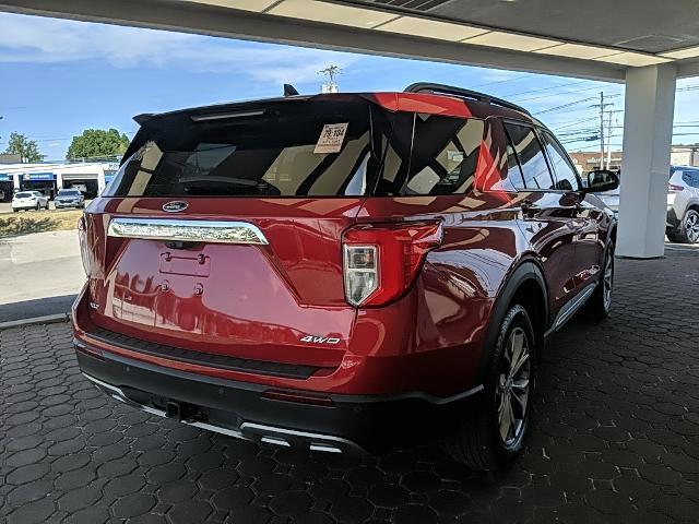 Photo of 2023 RAPID RED MET TINTED CC Ford Explorer