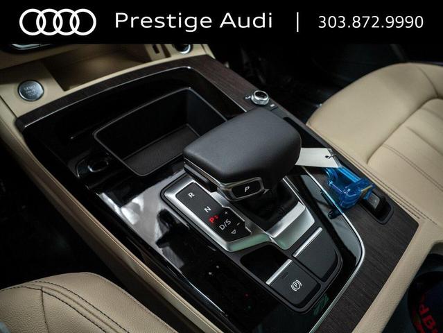 Photo of 2023 Black Metallic Audi Q5