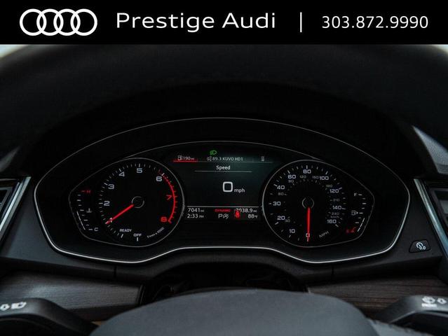 Photo of 2023 Black Metallic Audi Q5