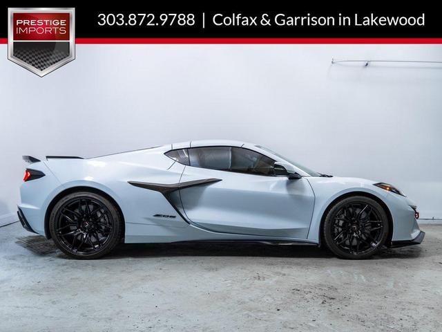Photo of 2023 Ceramic Matrix Gray Metallic Chevrolet Corvette