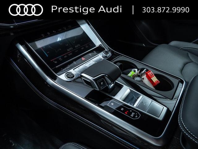 Photo of 2025 Satellite Silver Metallic Audi Q7
