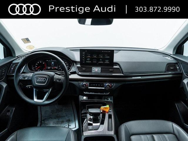 Photo of 2023 Gray Audi Q5