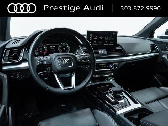 Photo of 2025 Glacier White Metallic Audi Q5