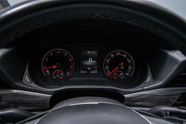 Photo of 2021 Platinum Gray Metallic Volkswagen Passat