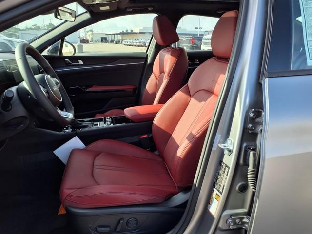 Photo of 2025 Steel Kia K5