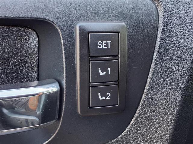 Photo of 2018 Silver Sky Toyota Tundra