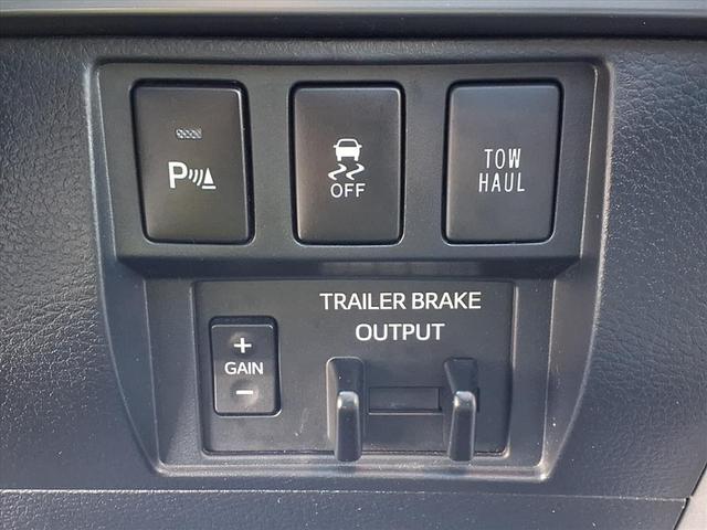 Photo of 2018 Silver Sky Toyota Tundra