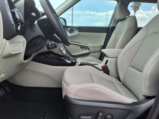 Photo of 2025 Fusion Orange Kia Soul