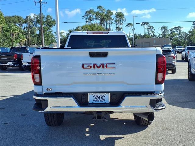 Photo of 2025 Summit White GMC Sierra 2500