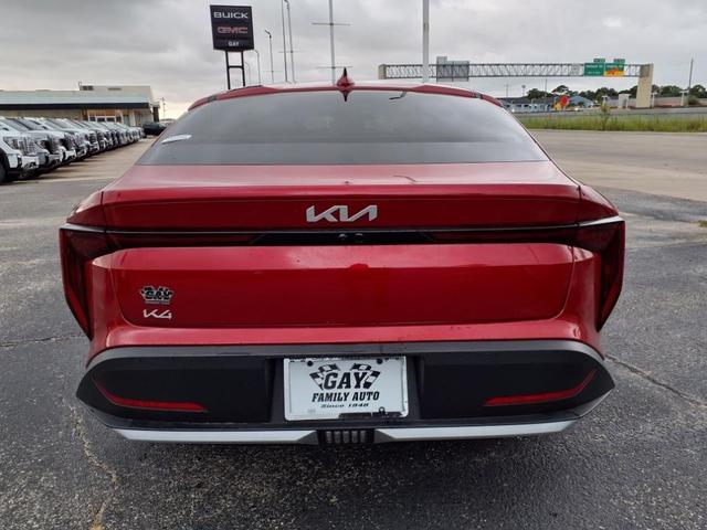 Photo of 2025 Currant Red Kia K4
