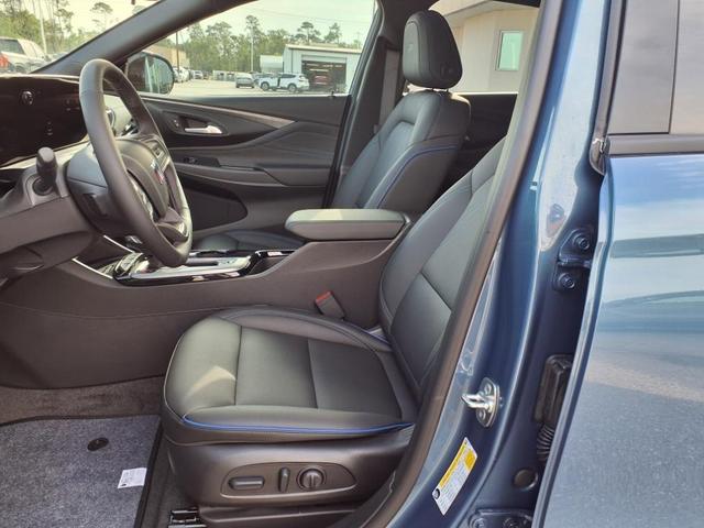 Photo of 2025 Ocean Blue Buick Envista