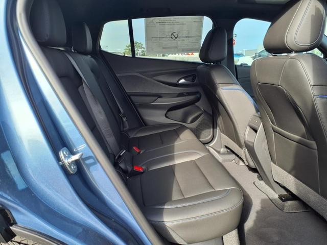 Photo of 2025 Ocean Blue Buick Envista