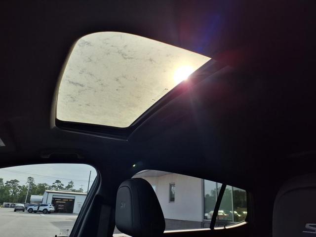 Photo of 2025 Ocean Blue Buick Envista