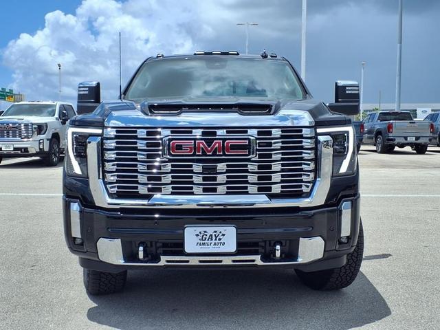 Photo of 2025 Onyx Black GMC Sierra 2500