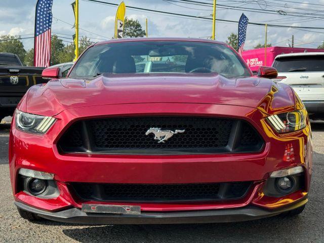 Photo of 2017 Red Ford Mustang