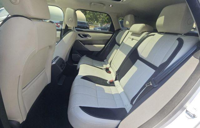 Photo of 2022 Hakuba Silver Land Rover Range Rover Velar
