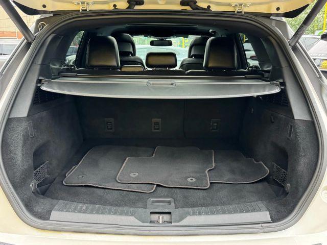 Photo of 2019 White Lincoln MKC
