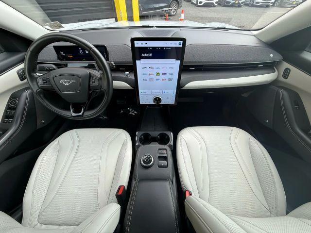 Photo of 2021 White Ford Mustang Mach-E
