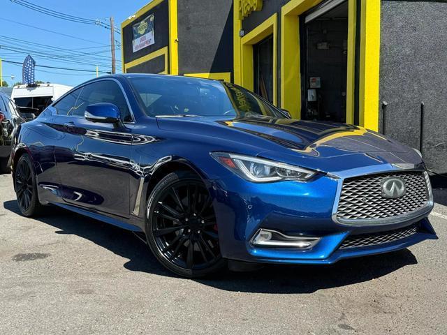 2017 Infiniti Q60