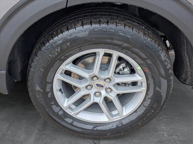 Photo of 2025 Carbonized Gray Metallic Ford Explorer