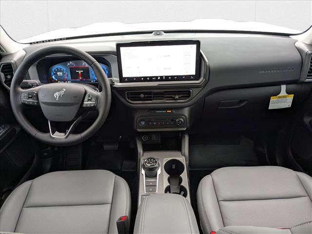 Photo of 2025 Oxford White Ford Bronco Sport