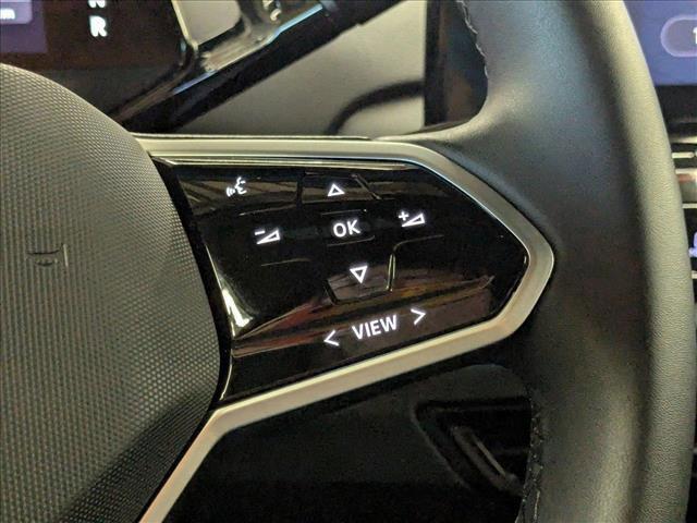 Photo of 2023 Silver Mist Metallic Volkswagen ID.4