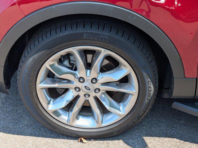 Photo of 2014 Ruby Red Metallic Tinted Clearcoat Ford Explorer