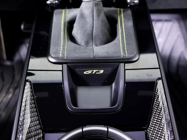 Photo of 2024 Black Porsche 911
