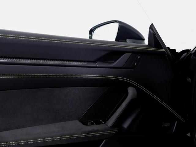 Photo of 2024 Black Porsche 911