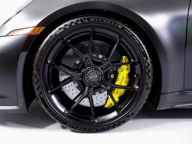 Photo of 2024 Black Porsche 911