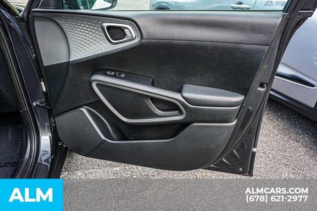 Photo of 2023 Gravity Gray Kia Soul