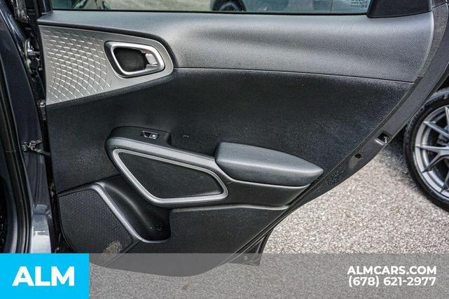 Photo of 2023 Gravity Gray Kia Soul