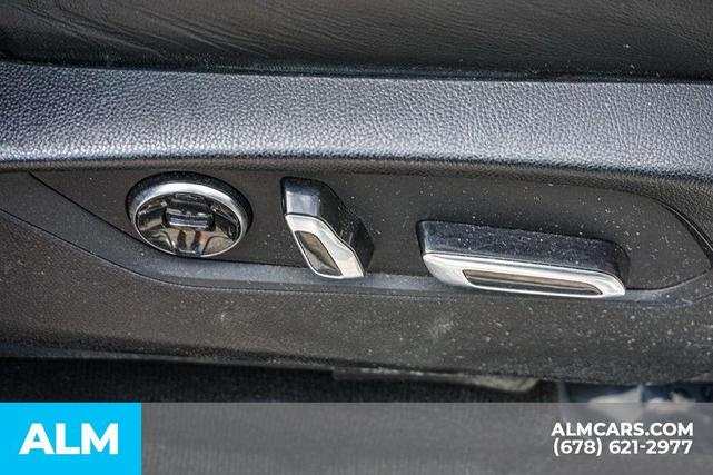 Photo of 2022 Platinum White Pearl Acura MDX