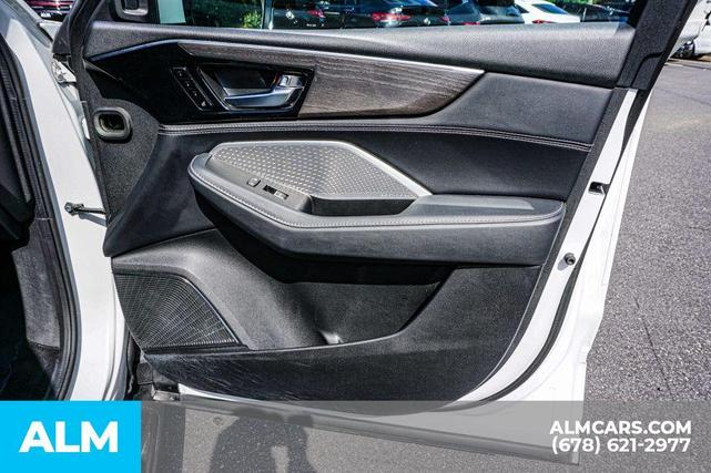 Photo of 2022 Platinum White Pearl Acura MDX