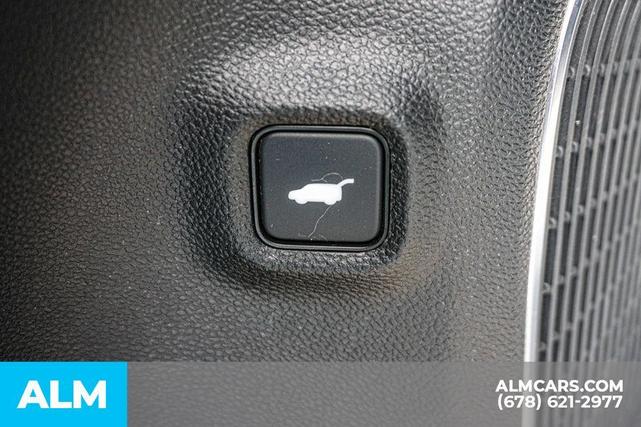 Photo of 2022 Platinum White Pearl Acura MDX