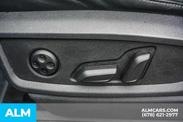 Photo of 2023 Mythos Black Metallic Audi Q5