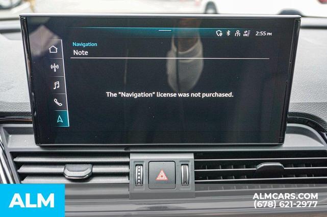 Photo of 2023 Mythos Black Metallic Audi Q5