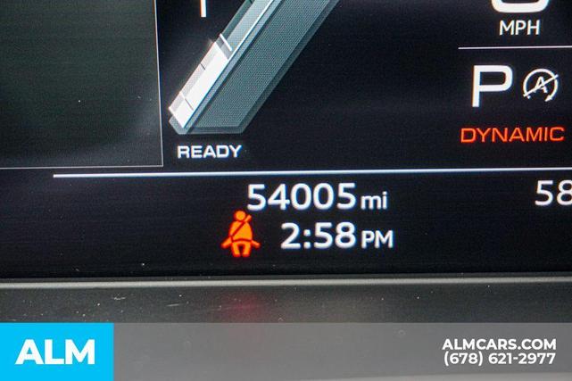 Photo of 2023 Mythos Black Metallic Audi Q5