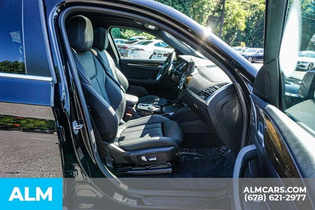 Photo of 2022 Black Sapphire Metallic BMW X4
