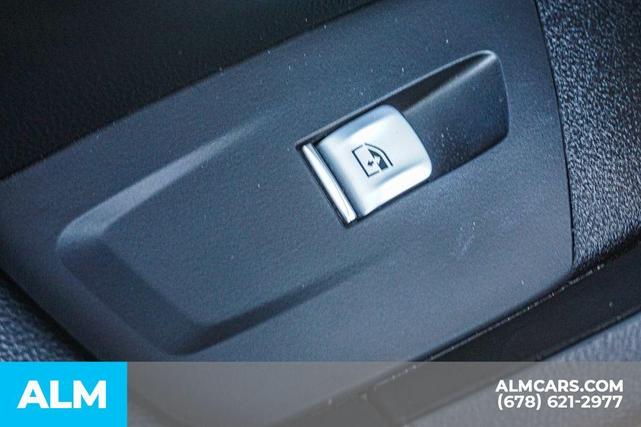 Photo of 2022 Black Sapphire Metallic BMW X4