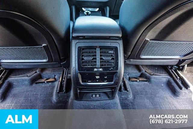 Photo of 2022 Black Sapphire Metallic BMW X4