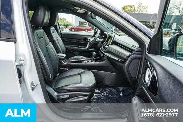 Photo of 2024 Bright White Clearcoat Jeep Compass