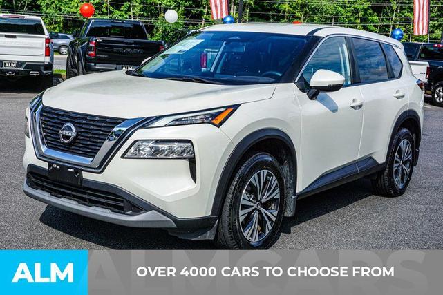 Photo of 2023 White Nissan Rogue