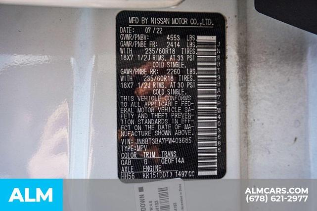 Photo of 2023 White Nissan Rogue