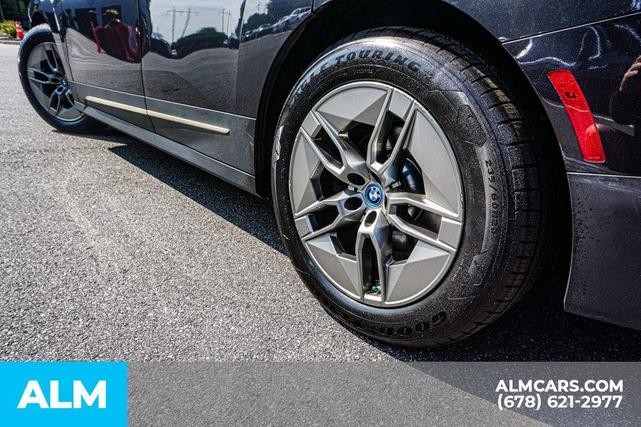 Photo of 2023 Dark Graphite Metallic BMW iX