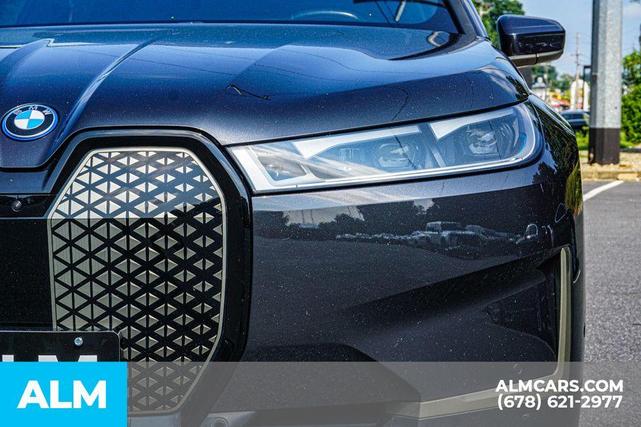 Photo of 2023 Dark Graphite Metallic BMW iX