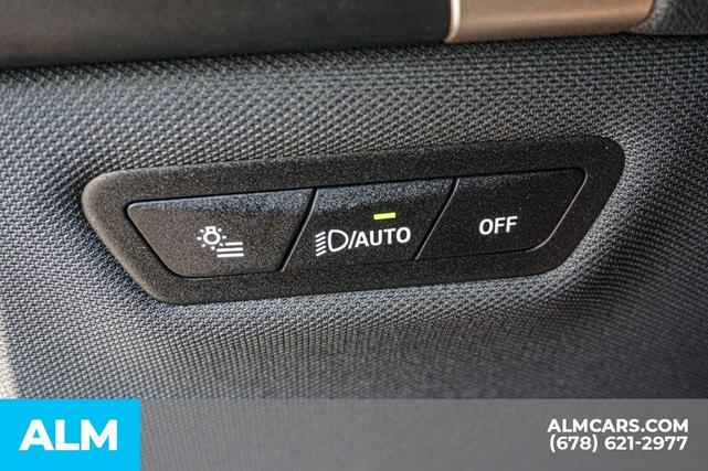 Photo of 2023 Dark Graphite Metallic BMW iX