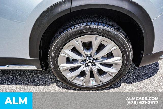 Photo of 2024 Sonic Silver Metallic Mazda CX-90