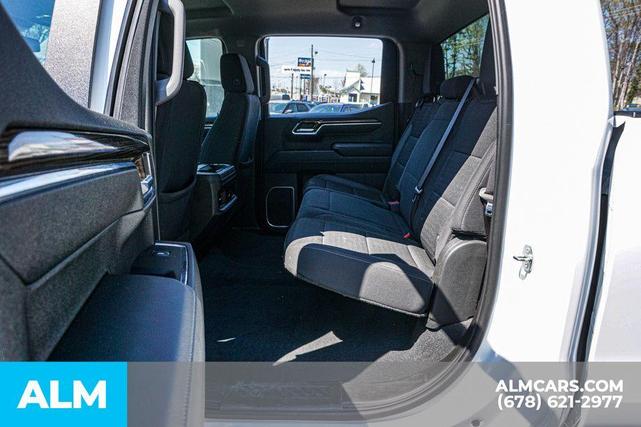 Photo of 2022 Summit White Chevrolet Silverado 1500