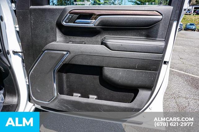 Photo of 2022 Summit White Chevrolet Silverado 1500